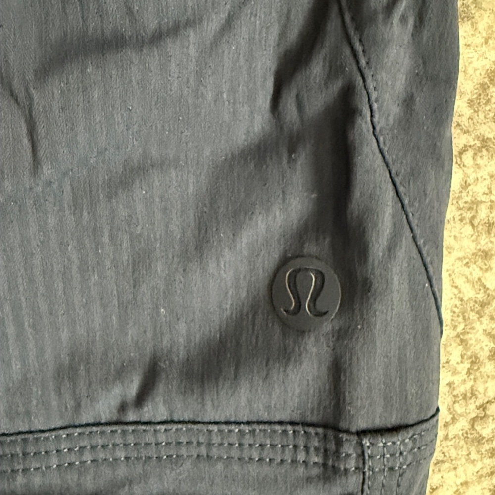 Lululemon Dance Studio Mid-Rise Pant *Short in True Navy Size 12 - Picture 3 of 7